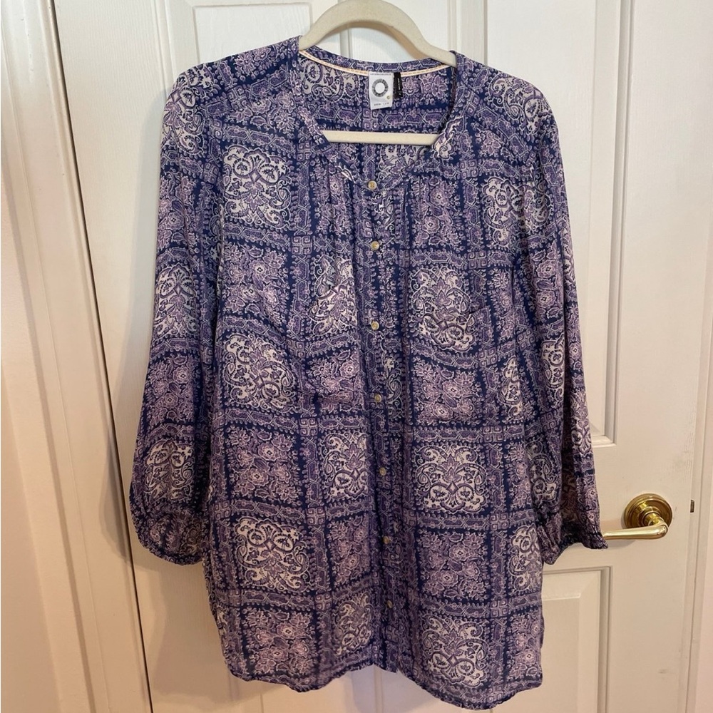 Anthropologie Akemi+Kin Button-up Blouse Purple Size XL with Pockets